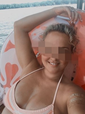 Anke busty call girl in South Euclid